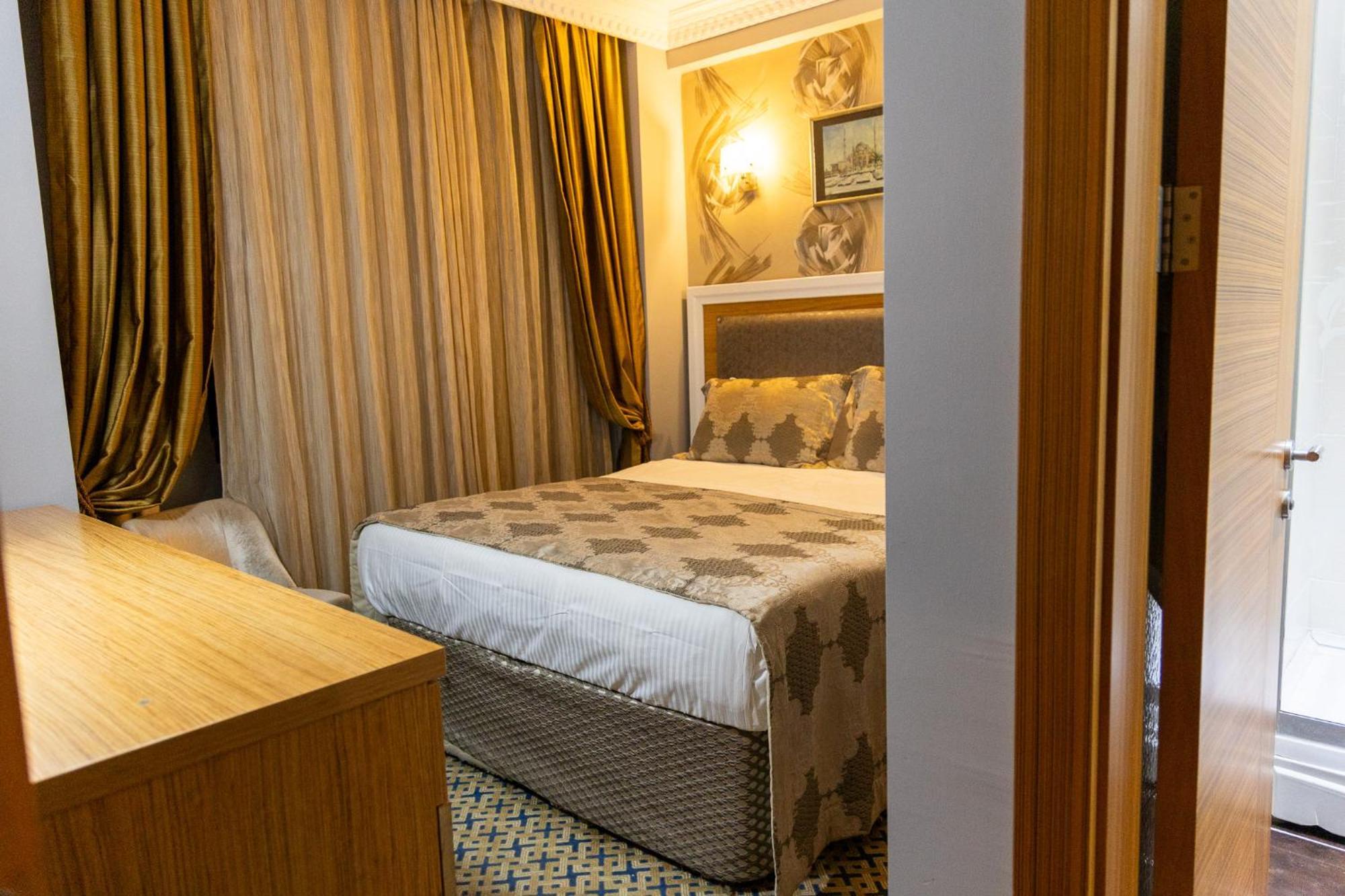 Grand Rosa Hotel Istanbul Ngoại thất bức ảnh