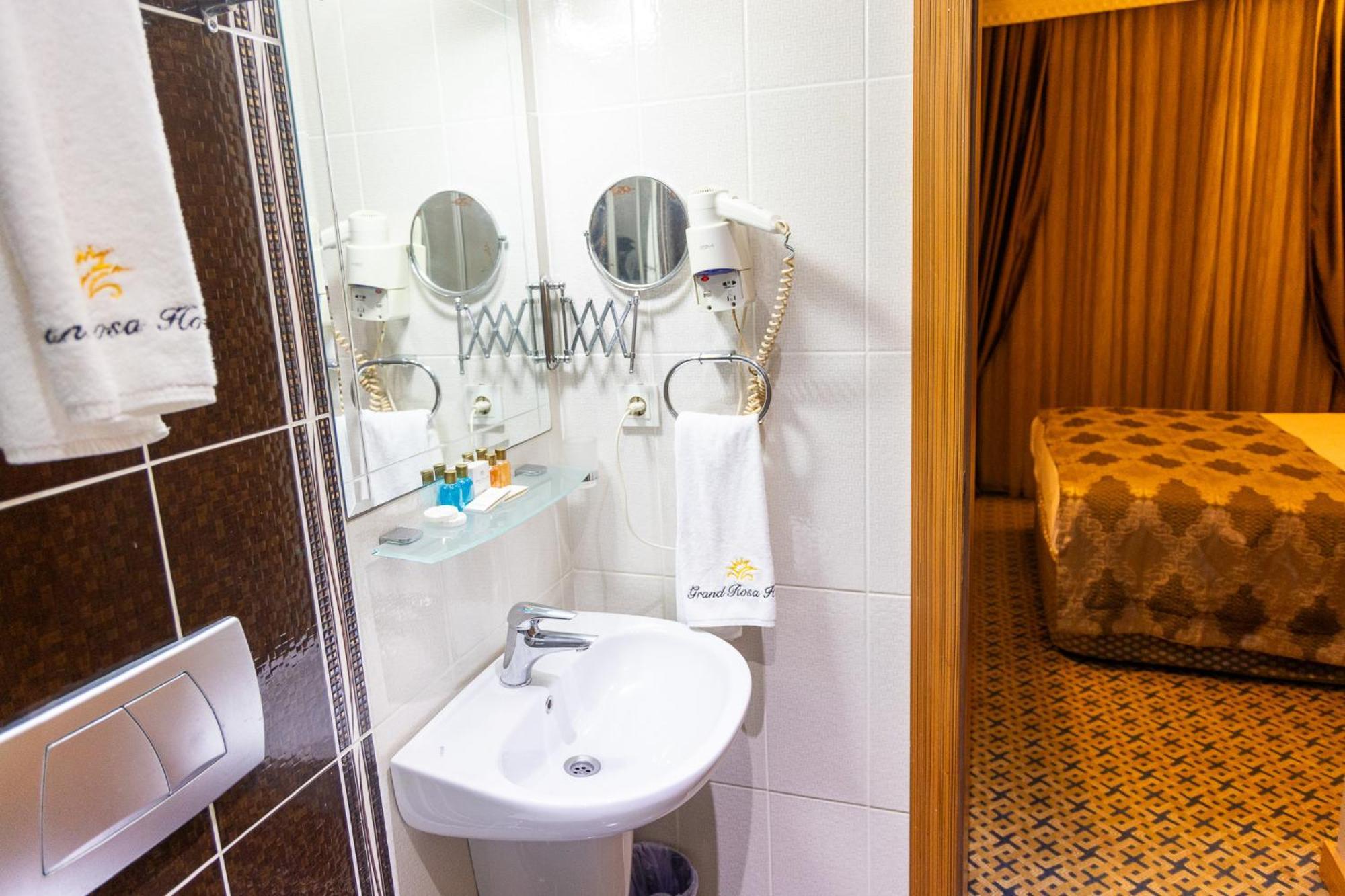 Grand Rosa Hotel Istanbul Ngoại thất bức ảnh